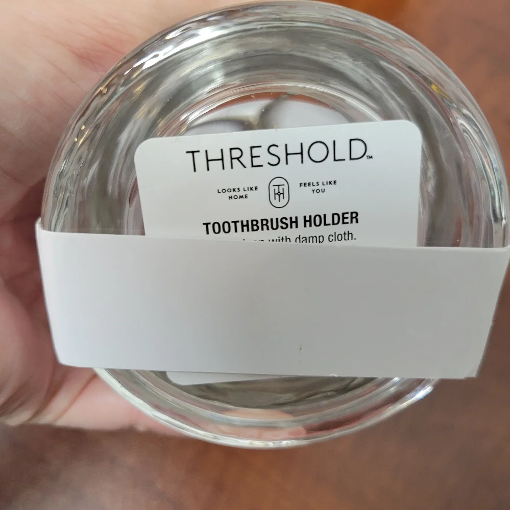 Threshold Tank Storage Basket & Tooth Brush Holder Nwt